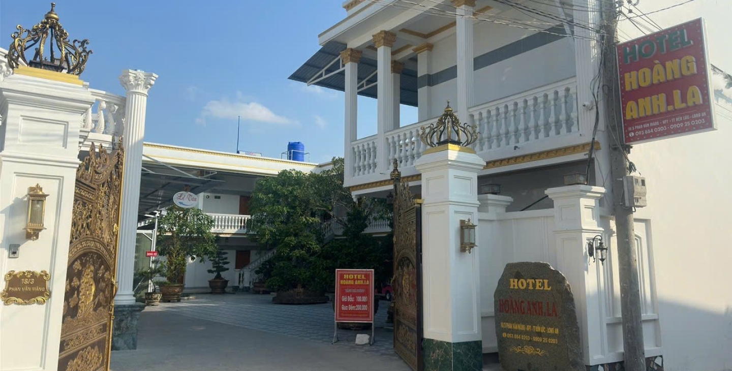Khách Sạn Hoàng Anh LA